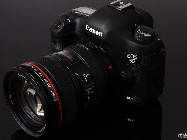 Canon EOS 5D Mark III